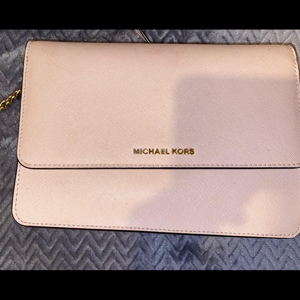 Michael kors crossbody bag